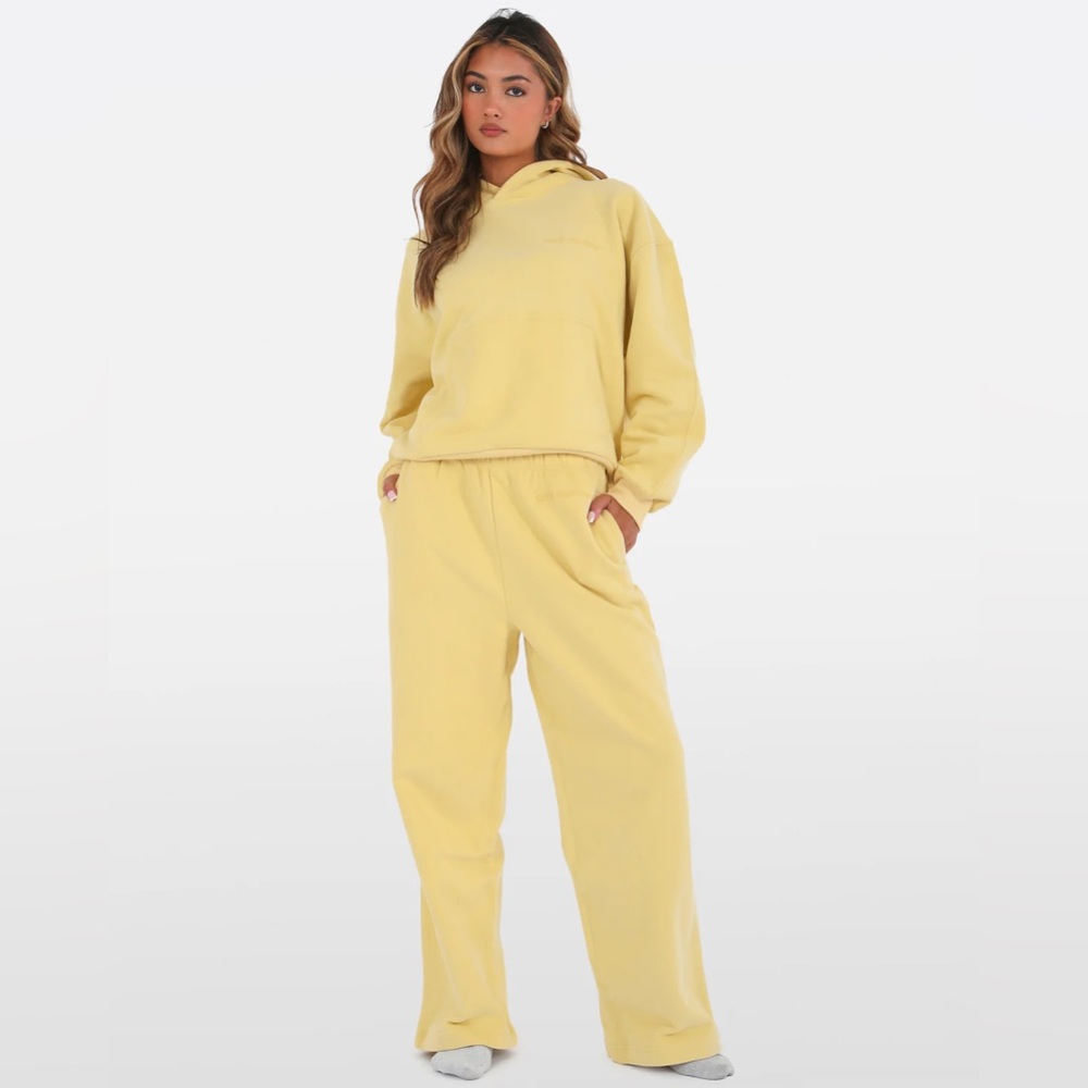 Saint Maxime SM Branding Logo Classic Sweatpants in yellow  Sz XS NWT